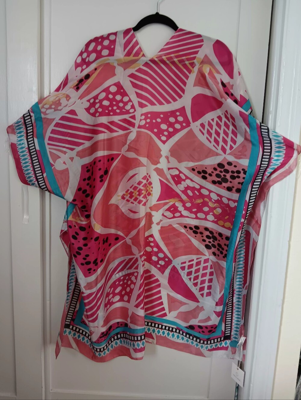 Abstract Botanical Silky Kimono - Picture 7 of 13